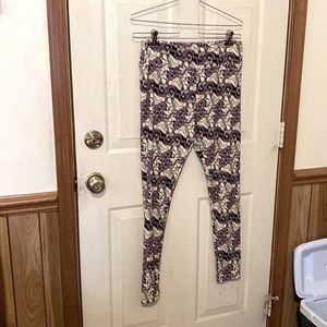 LuLaRoe Leggings Disney Aladdin NWOT